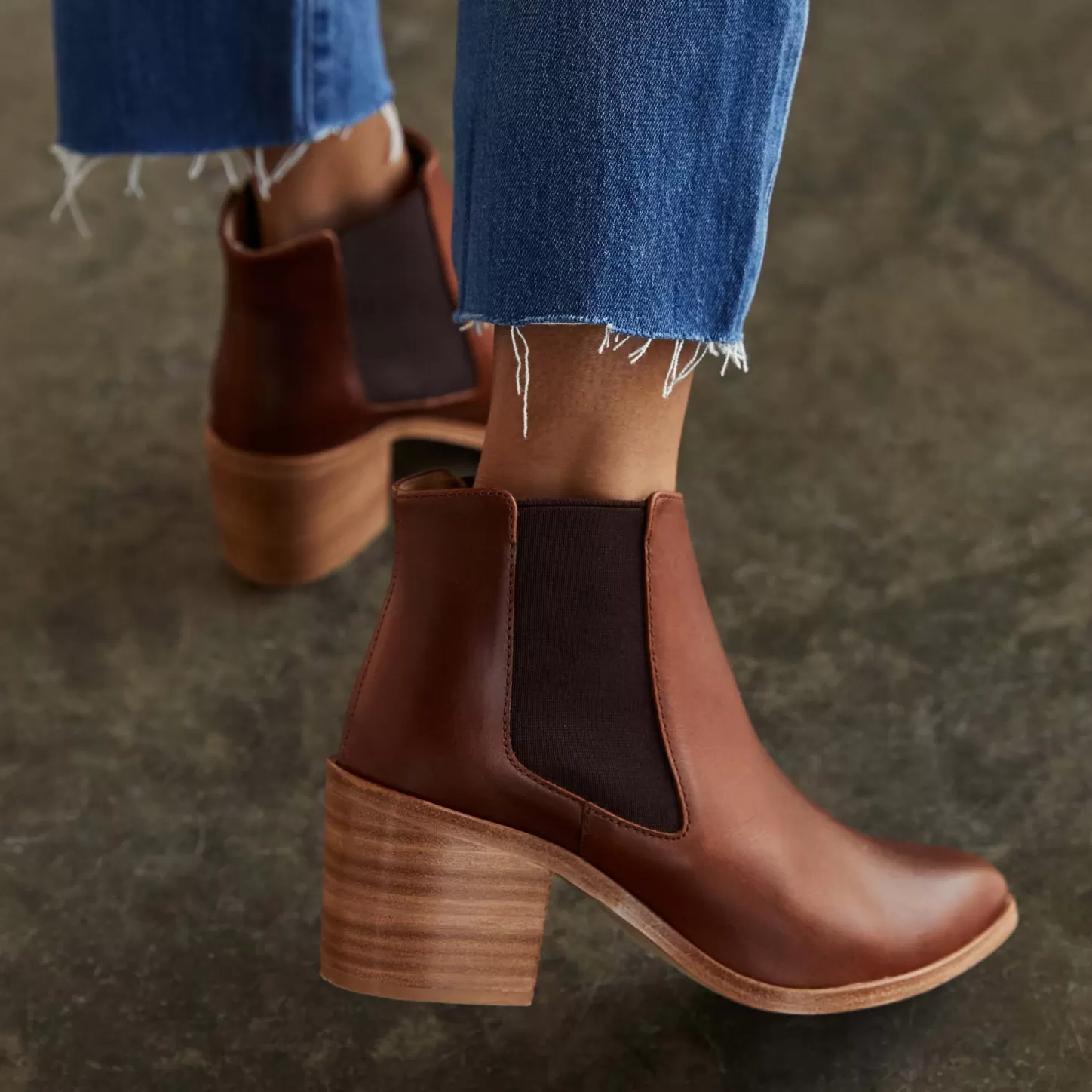 Heels-Nisolo Heeled Chelsea Boot Brandy